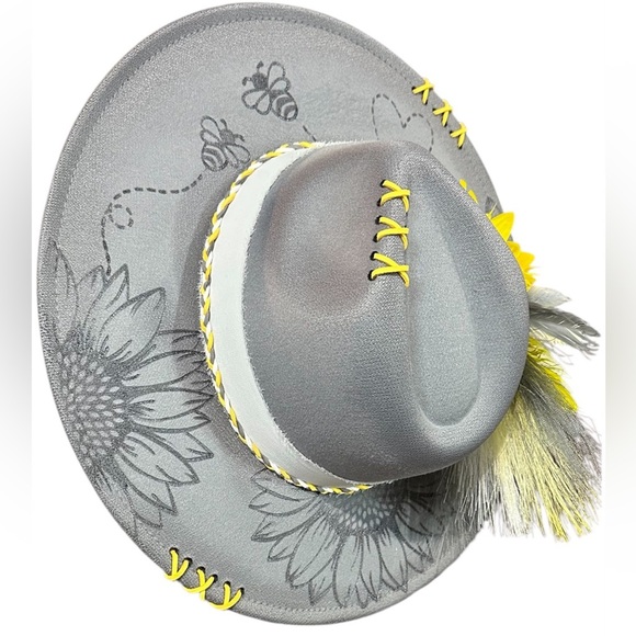 Chic Gray Hat with Yellow Sunflower Details main image 5